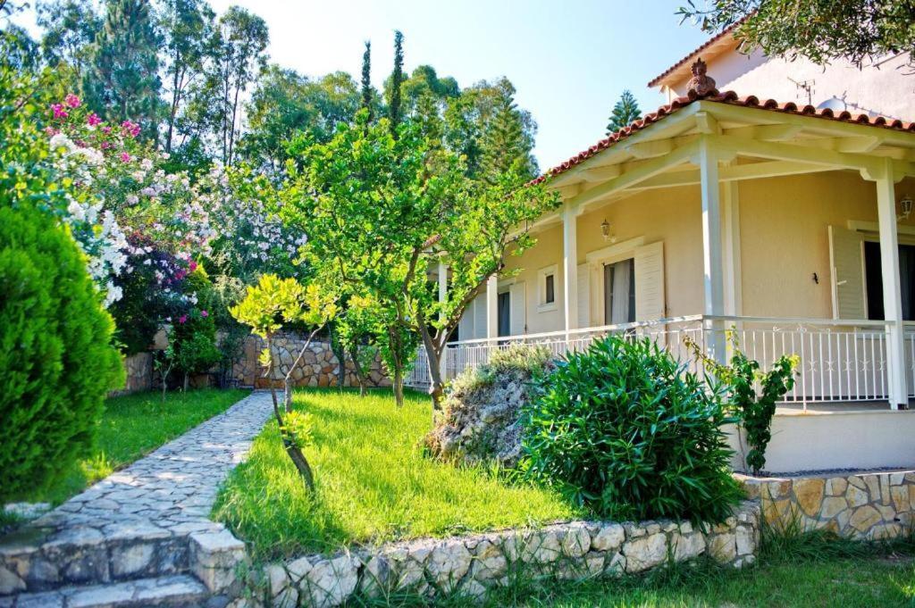 Villa Kastri Apartments Vasiliki  Ngoại thất bức ảnh