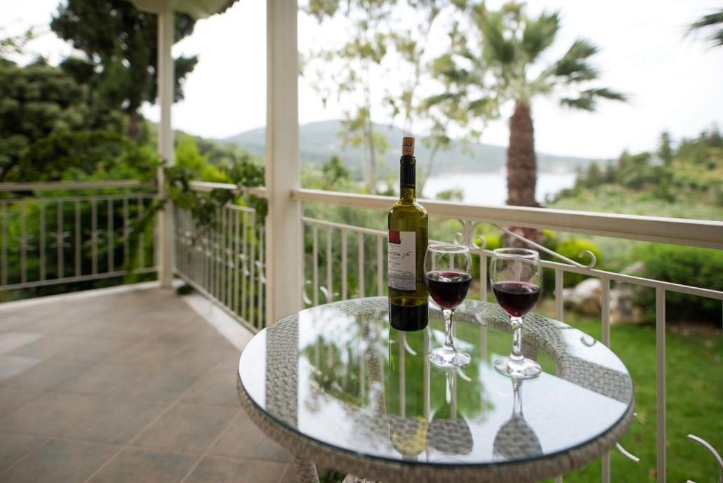 Villa Kastri Apartments Vasiliki  Ngoại thất bức ảnh